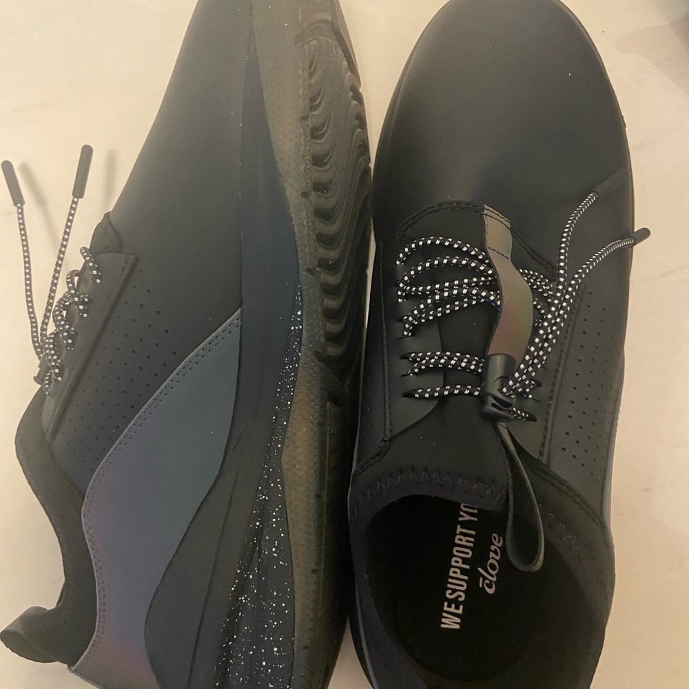 Clove shoes W 10.5 / M 9